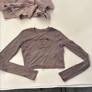 Women's Long Sleeve Cutout Top - Mauve
